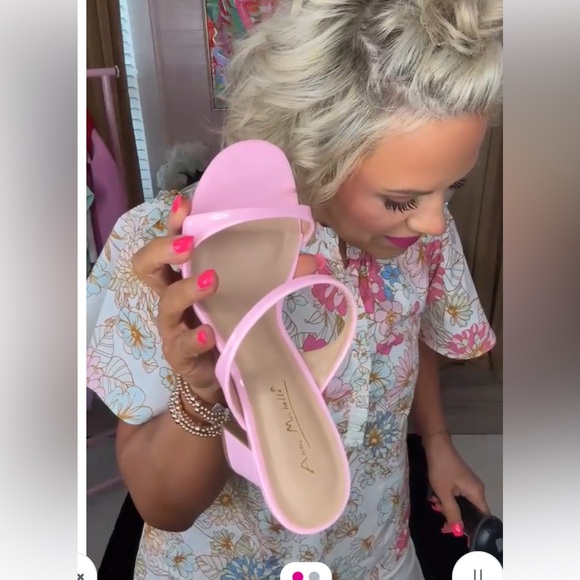 NWOB- Elegant Pink Strappy Heels - Picture 8 of 9